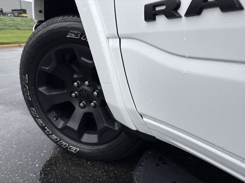 Certified 2025 RAM 1500 Big Horn AWD/4WD image 12
