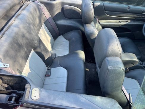 Used 2004 Chrysler Sebring GTC FWD image 19