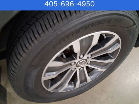 Used 2018 Nissan Armada SL w/ Premium Package image 30