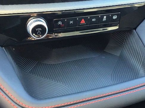 Used 2026 Ford Explorer ST-Line image 30