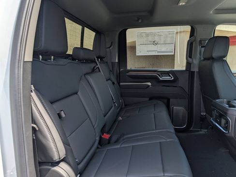 New 2026 GMC Sierra 3500 Denali w/ Denali Reserve Package AWD/4WD image 36