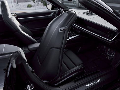 Used 2022 Porsche 911 Turbo S image 42