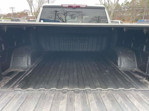 Used 2024 Chevrolet Silverado 1500 ZR2 w/ Technology Package image 14