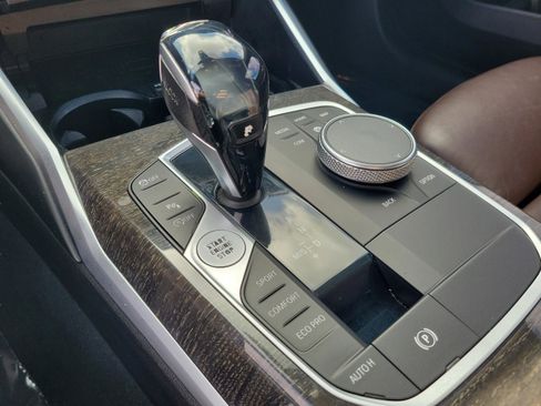 Used 2020 BMW 330i Sedan w/ Convenience Package image 26