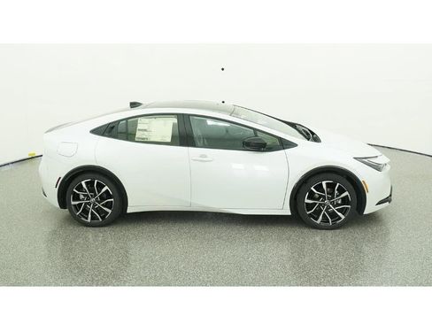 New 2026 Toyota Prius Plug-In Hybrid image 11