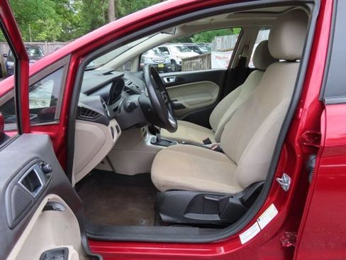 Used 2014 Ford Fiesta SE FWD image 16