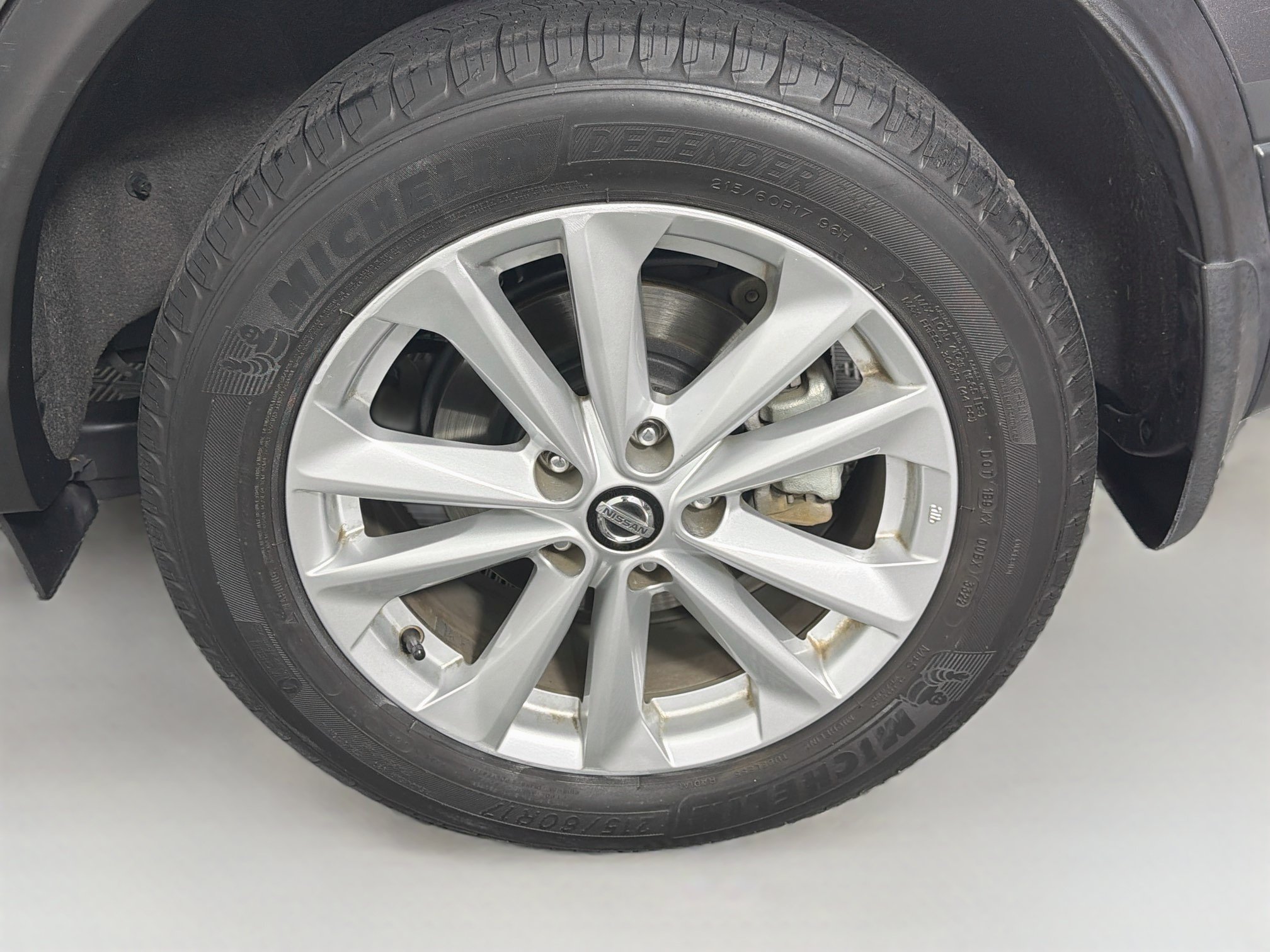 Used 2019 Nissan Rogue Sport SV w/ Technology Package FWD image 11