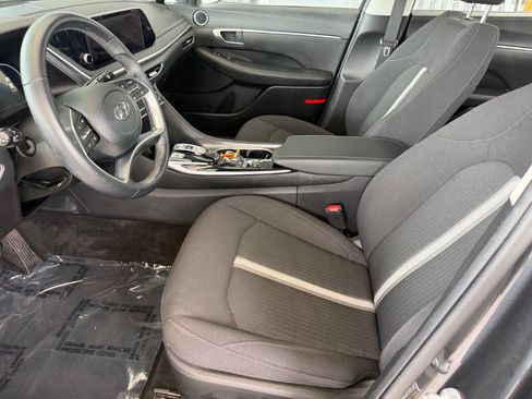 Used 2023 Hyundai Sonata SEL w/ Convenience Package FWD image 7