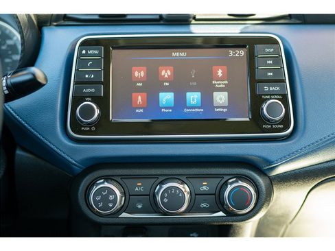 Used 2025 Nissan Versa SV w/ Trunk Package FWD image 10