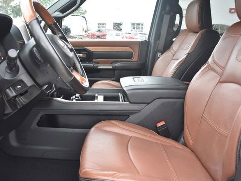 Used 2022 RAM 3500 Limited AWD/4WD image 20