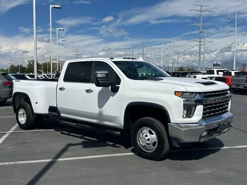 Used 2020 Chevrolet Silverado 3500 LTZ w/ LTZ Plus Package AWD/4WD image 9