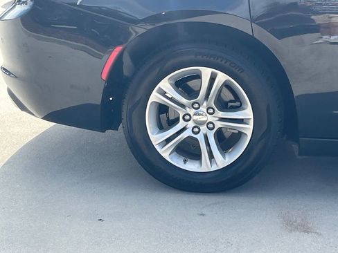 Used 2022 Dodge Charger SXT image 11