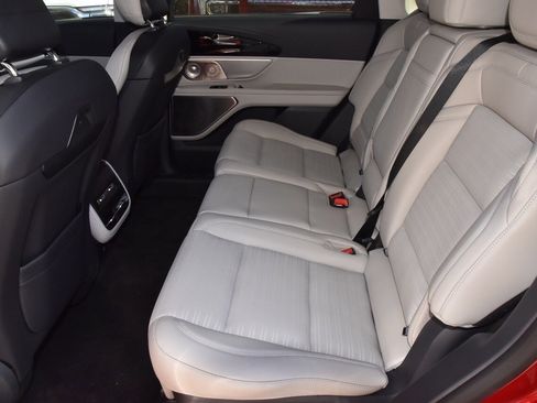 New 2026 Lincoln Nautilus Reserve image 14