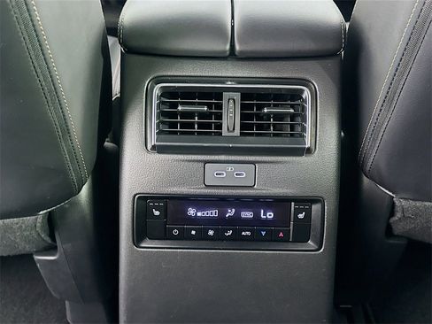 Used 2025 MAZDA CX-90 3.3 Turbo w/ Premium Plus Pkg image 27