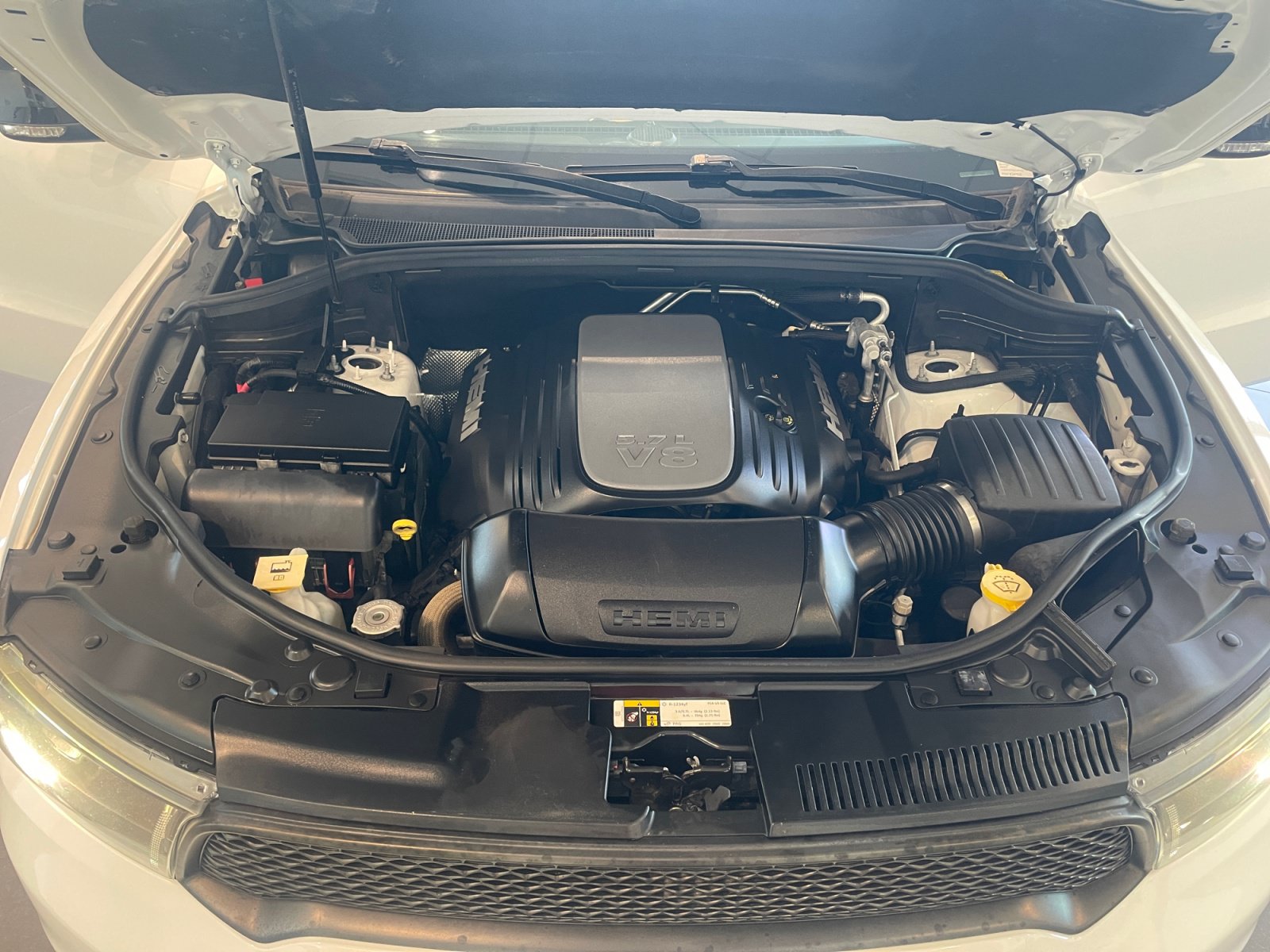 Used 2018 Dodge Durango R/T w/ Blacktop Package RWD image 21