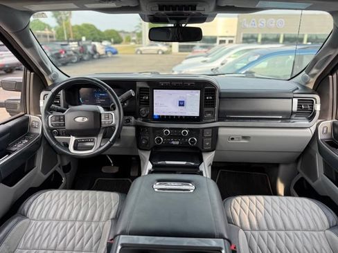 Used 2024 Ford F250 Limited AWD/4WD image 2