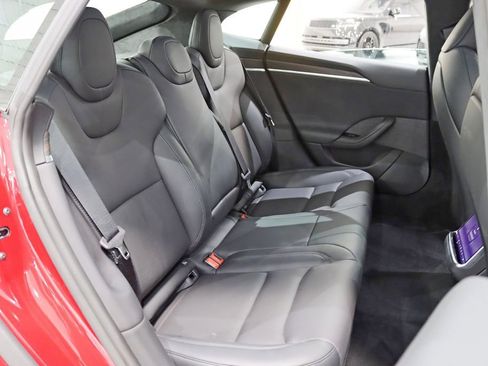 Used 2025 Tesla Model S AWD/4WD image 32