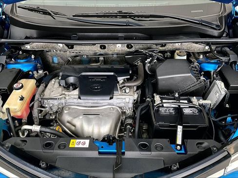 Used 2017 Toyota RAV4 Limited image 12