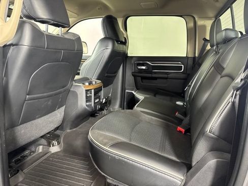 Used 2022 RAM 2500 Laramie AWD/4WD image 12