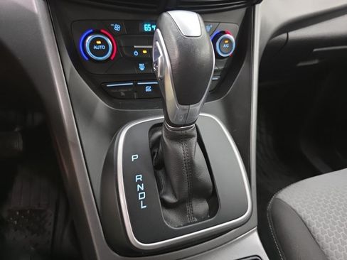 Used 2017 Ford C-MAX SE FWD image 19
