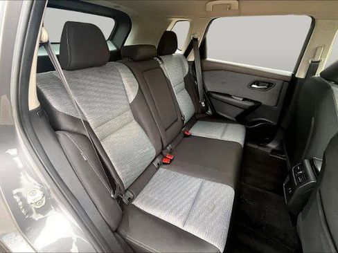 Certified 2023 Nissan Rogue SV FWD image 20