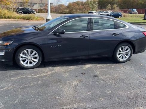 Used 2022 Chevrolet Malibu LT image 4