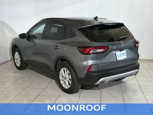 Used 2025 Ford Escape Active w/ Active Premium Tech Pack image 7