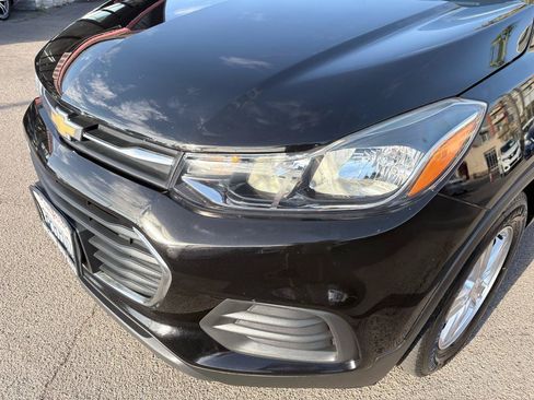 Used 2020 Chevrolet Trax LS FWD image 6