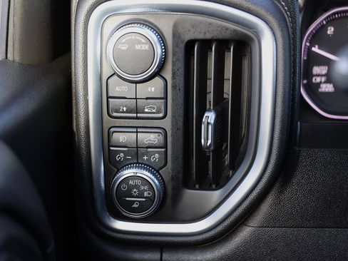 Used 2021 GMC Sierra 1500 SLT w/ Driver Alert Package II image 38