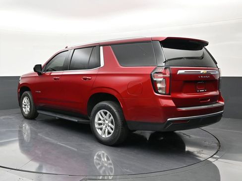 Used 2024 Chevrolet Tahoe LS RWD image 3