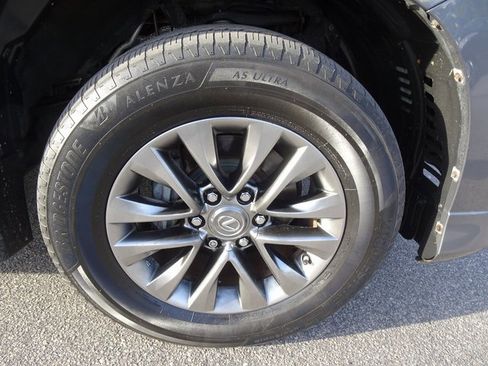 Used 2015 Lexus GX 460 Luxury image 35