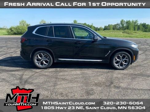 Used 2023 BMW X3 xDrive30i AWD/4WD image 1