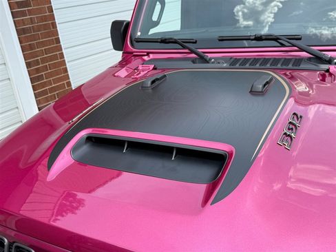 Used 2024 Jeep Wrangler Unlimited Rubicon 392 image 12