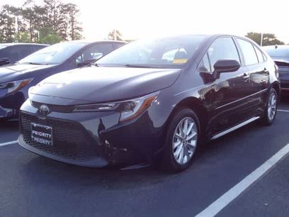 Used 2020 Toyota Corolla LE w/ LE Premium Package