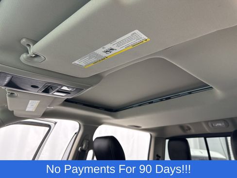 Used 2017 RAM 1500 Laramie w/ Convenience Group image 33