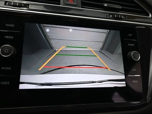 Used 2024 Volkswagen Tiguan S FWD image 18