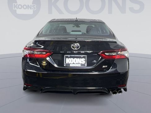 Used 2023 Toyota Camry SE FWD image 10