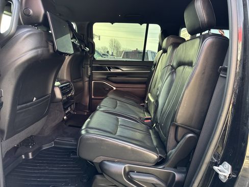 Used 2022 Jeep Wagoneer Series I w/ Convenience Group I image 33