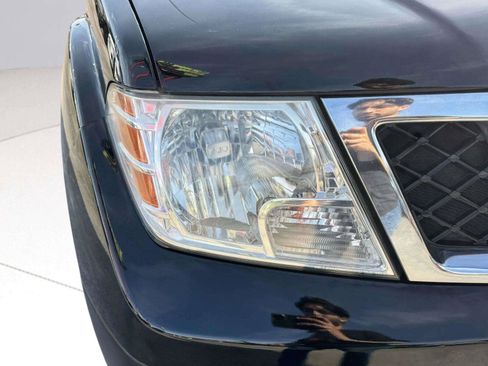 Used 2015 Nissan Frontier S RWD image 11