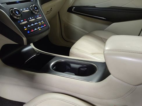 Used 2015 Lincoln MKC FWD w/ Equipment Group 102A Reserve image 26