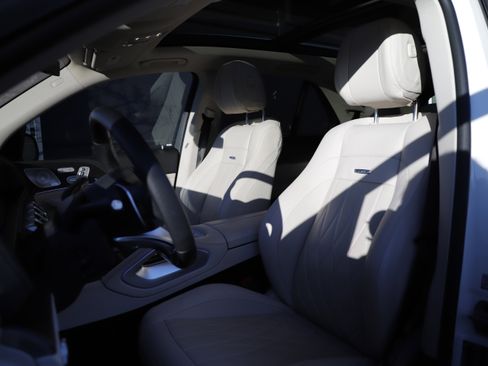 Used 2023 Mercedes-Benz GLE 53 AMG 4MATIC image 16