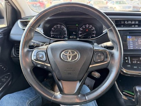 Used 2014 Toyota Avalon XLE Touring image 19