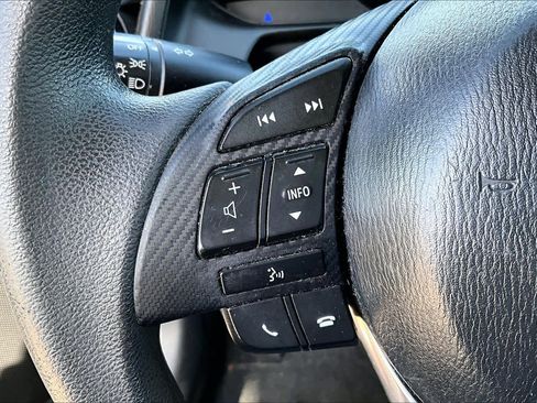 Used 2018 Toyota Yaris iA image 18