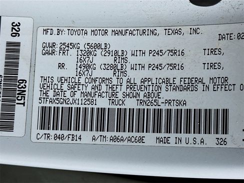 Used 2018 Toyota Tacoma SR image 35