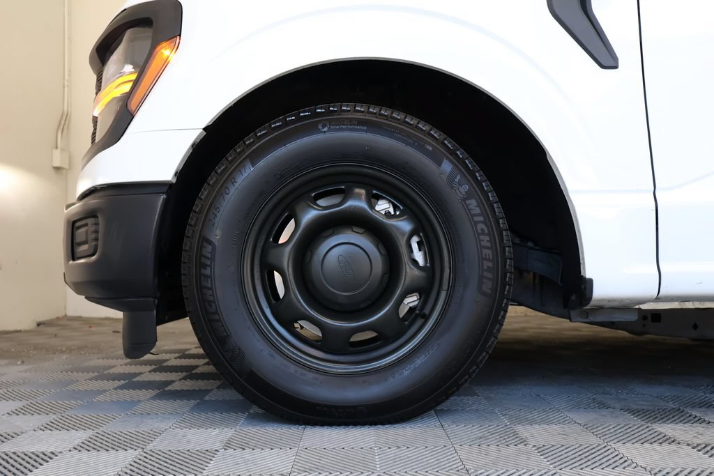 Used 2025 Ford F150 XL RWD image 9