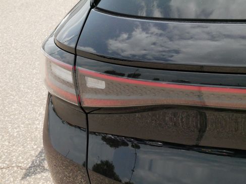 Used 2023 Volkswagen ID.4 Pro S AWD/4WD image 17