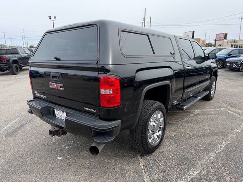 Used 2018 GMC Sierra 2500 Denali AWD/4WD image 5