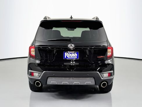 Certified 2024 Honda Passport TrailSport image 6