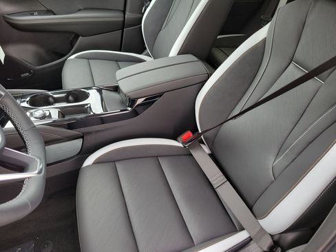 New 2026 Buick Envision Sport Touring image 22