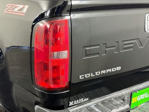 Used 2021 Chevrolet Colorado Z71 w/ Safety Package RWD image 35